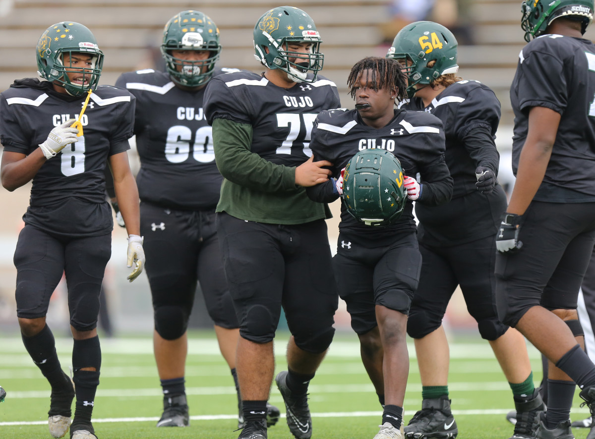 Kennedale Fort Worth Western Hills Texas football 102922 Brian McLean 20